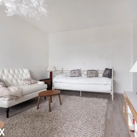Viherkallio Two With Kitchen And Balkony Εσπού